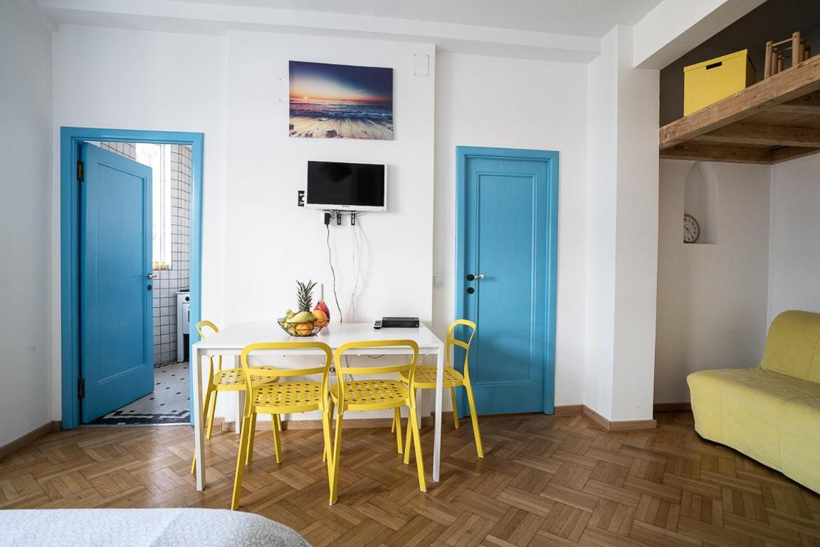 Central Studio at Cismigiu Park Apartment Bucureşti Exterior foto
